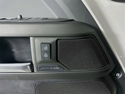 New 2026 Land Rover Defender 110 S image 20