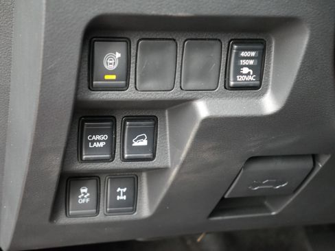 Certified 2024 Nissan Frontier PRO-4X w/ Pro Convenience Package image 5