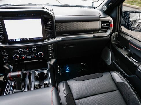 Used 2025 Ford F150 Raptor AWD/4WD image 15