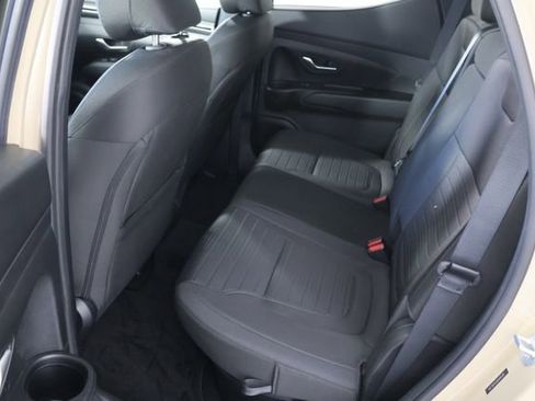 Certified 2024 Hyundai Santa Cruz SEL FWD image 19