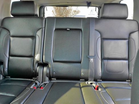 Used 2018 Chevrolet Tahoe LT image 32