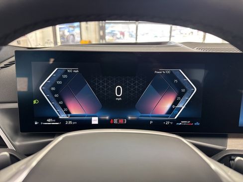 Used 2025 BMW 330i xDrive Sedan w/ Premium Package image 14