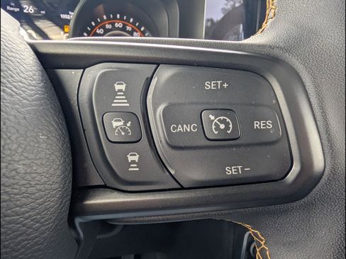 Used 2024 Jeep Wrangler Willys image 15