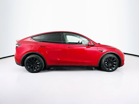 Used 2020 Tesla Model Y Long Range image 10