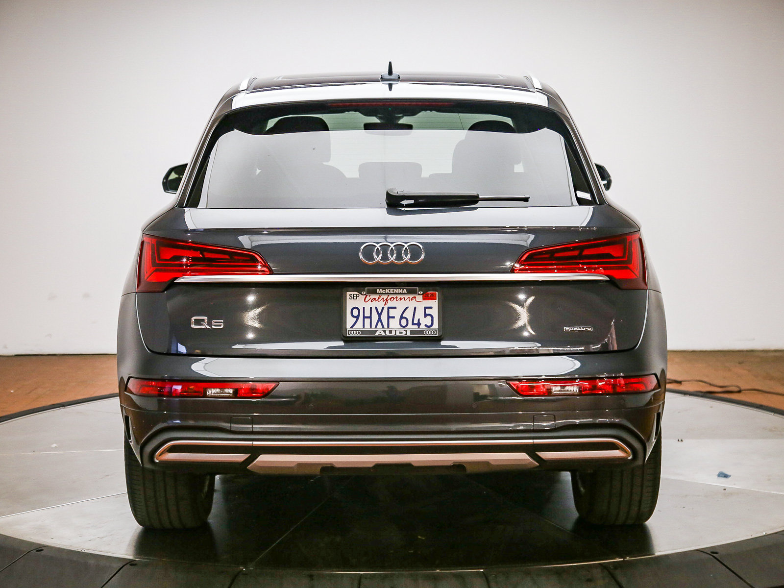 Certified 2023 Audi Q5 Premium Plus w/ Premium Plus Package AWD/4WD image 6
