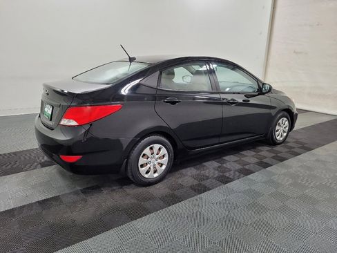 Used 2016 Hyundai Accent SE w/ Option Group 02 FWD image 10