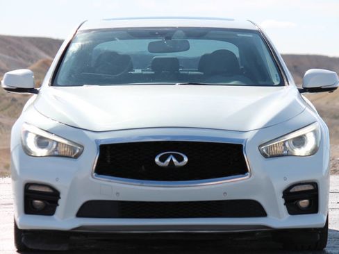 Used 2014 INFINITI Q50 Hybrid AWD w/ Deluxe Technology Package image 2