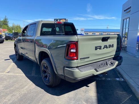 Used 2026 RAM 1500 Big Horn AWD/4WD image 3