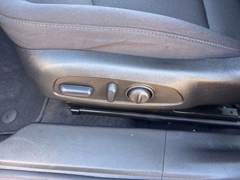 Used 2023 Chevrolet Malibu RS image 12