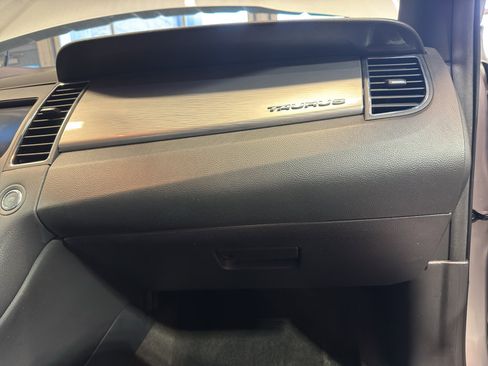 Used 2013 Ford Taurus SEL AWD/4WD image 22