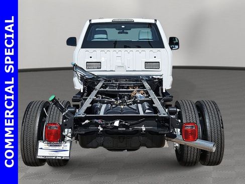 New 2025 Ford F550 XL image 4
