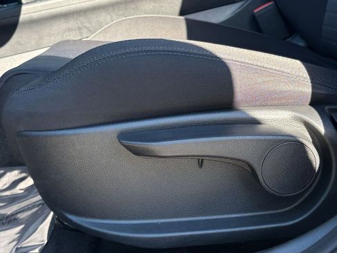 Used 2025 Kia K5 LXS image 28