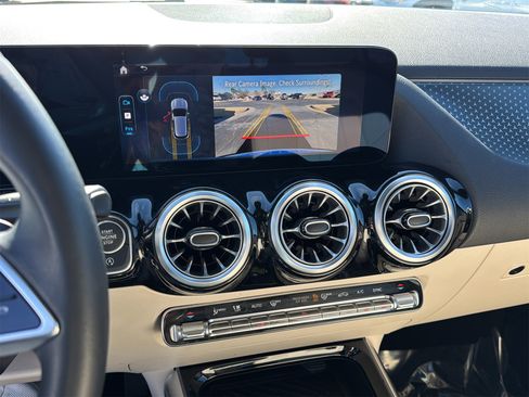 Certified 2025 Mercedes-Benz GLA 250 GLA 250 image 18