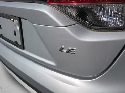 Used 2021 Toyota Corolla LE FWD image 22