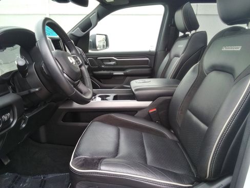 Used 2024 RAM 1500 Laramie image 19