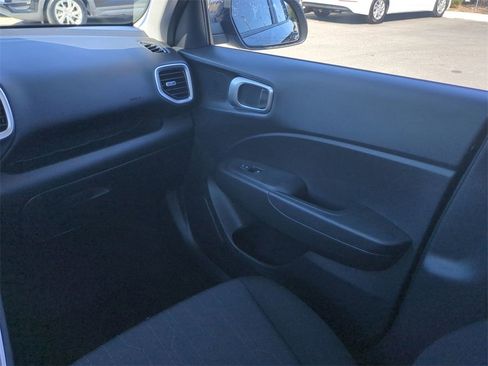 New 2026 Hyundai Venue SE image 17
