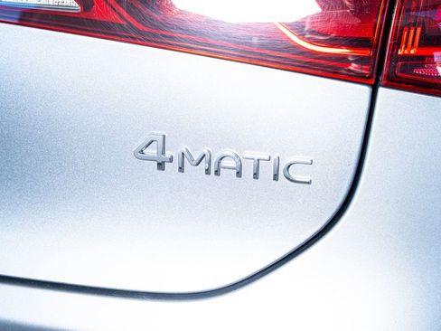 Used 2023 Mercedes-Benz EQS 580 4MATIC Sedan image 31