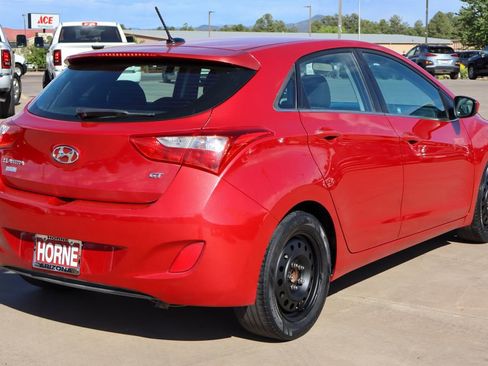Used 2016 Hyundai Elantra GT FWD image 3