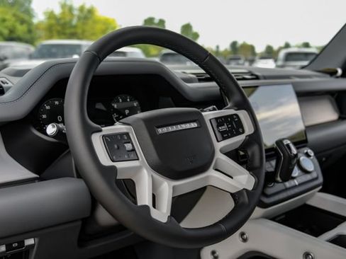 New 2026 Land Rover Defender 110 S AWD/4WD image 18
