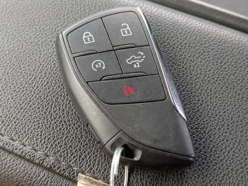 Used 2024 GMC Sierra 1500 Elevation image 33