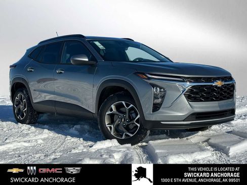 New 2026 Chevrolet Trax LT image 1