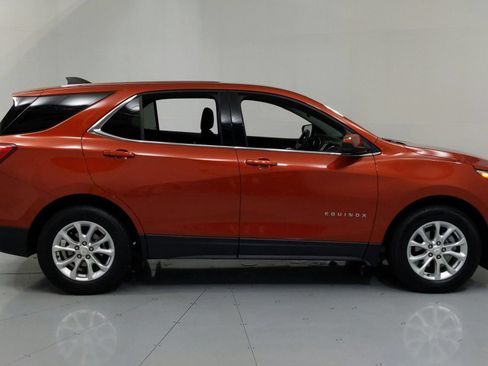 Used 2020 Chevrolet Equinox LT FWD image 6