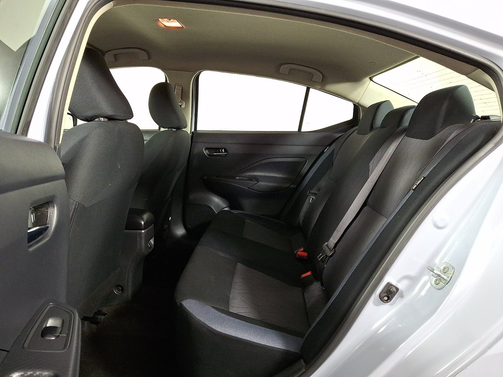 Used 2025 Nissan Versa SV FWD image 13