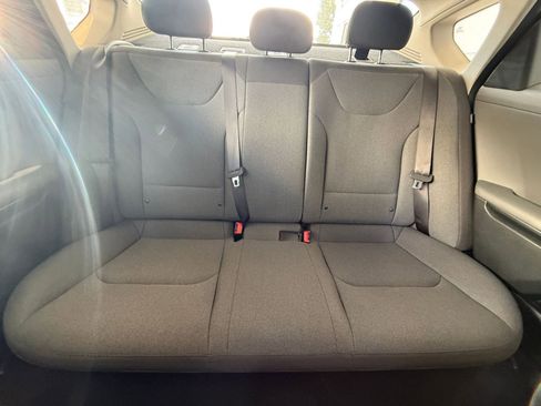 Used 2025 Kia K4 FWD image 38