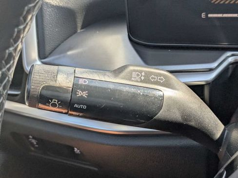 Used 2025 Kia Sorento S FWD image 26