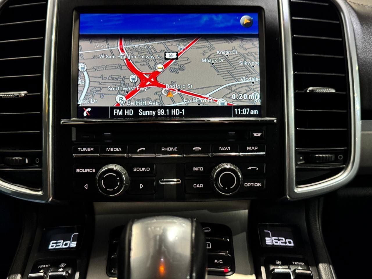 Used 2014 Porsche Cayenne GTS AWD/4WD image 39
