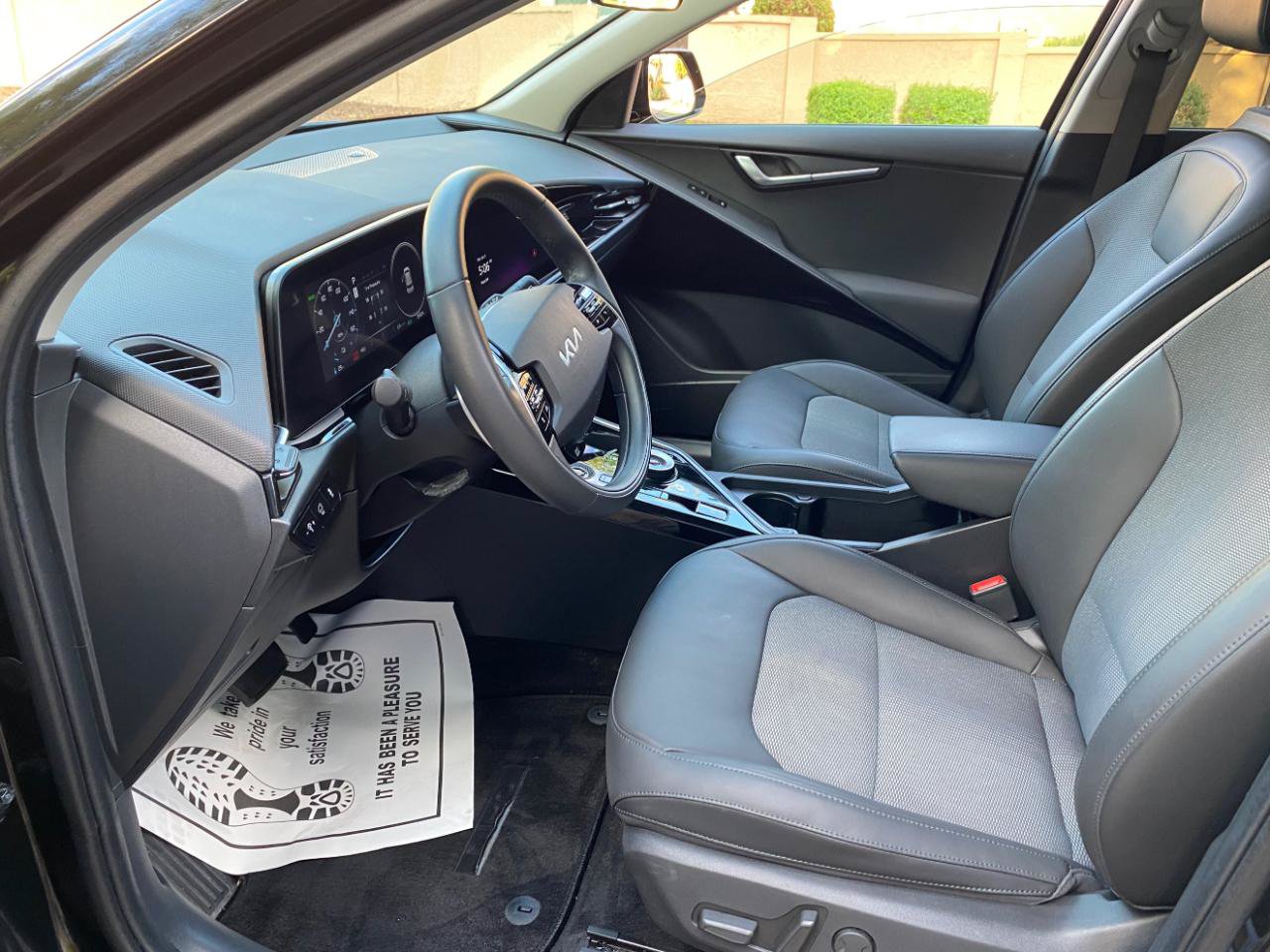 Used 2023 Kia Niro Wind FWD image 36