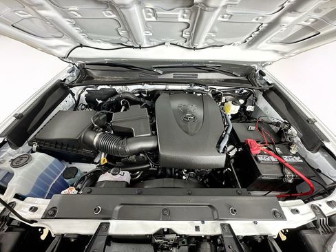 Used 2023 Toyota Tacoma SR image 20