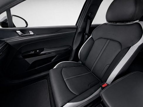 Certified 2025 Kia K5 GT-Line AWD/4WD image 20