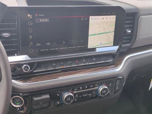 New 2026 GMC Sierra 1500 SLE image 12