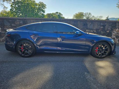 Used 2024 Tesla Model S Plaid image 10