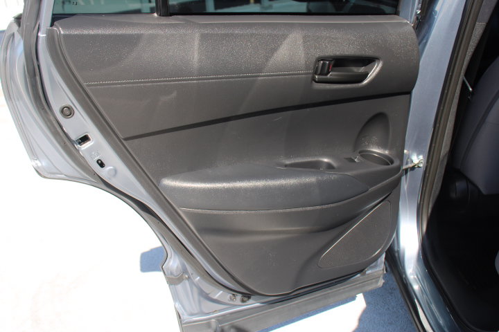 Used 2024 Toyota Corolla Cross AWD Hybrid image 12