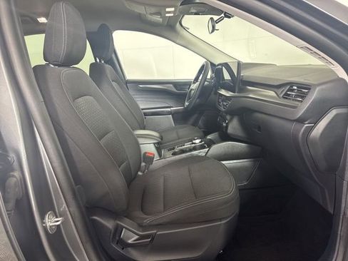Used 2025 Ford Escape Active w/ Tech Pack #1 image 4