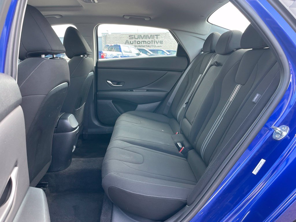 Used 2025 Hyundai Elantra SEL FWD image 8