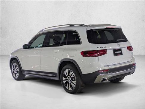 New 2026 Mercedes-Benz GLB 250 image 8