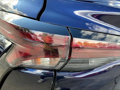 Used 2024 Toyota Sienna XLE image 29