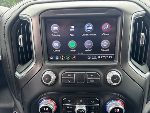 Used 2020 GMC Sierra 1500 AT4 w/ AT4 Premium Package AWD/4WD image 18