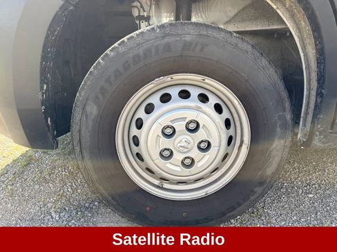 Used 2025 RAM ProMaster 2500 w/ Convenience Group FWD image 11