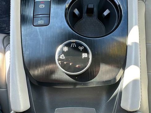 Used 2023 Nissan Rogue SL w/ SL Premium Package image 39