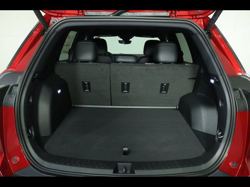 New 2026 Chevrolet Equinox LT FWD image 11