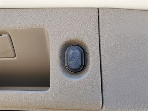 Used 2016 Chevrolet Tahoe LTZ image 8