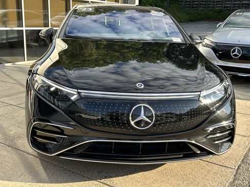 Certified 2023 Mercedes-Benz EQS 580 4MATIC Sedan image 3