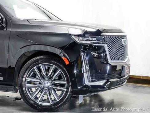Used 2023 Cadillac Escalade Premium Luxury w/ LPO, Radiant Package AWD/4WD image 2