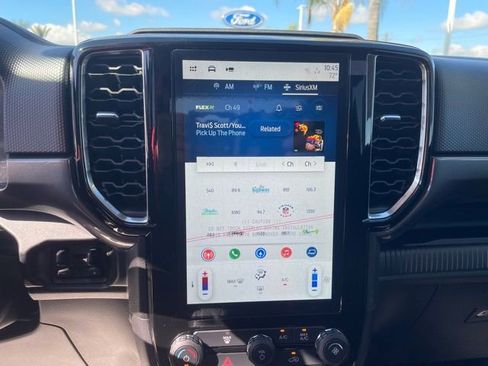 New 2025 Ford Ranger XLT w/ FX4 Off-Road Package image 11