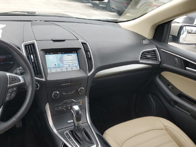 Used 2018 Ford Edge SEL w/ Equipment Group 201A AWD/4WD image 16