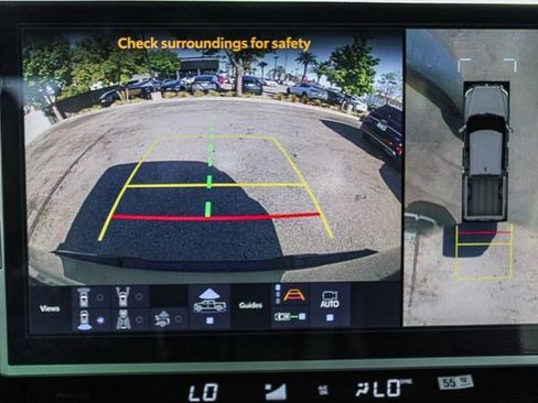 Used 2025 Toyota Tundra Platinum image 25